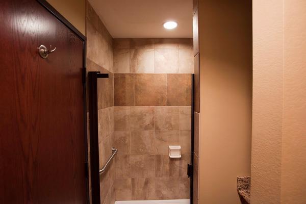 Western And Hotel 3*